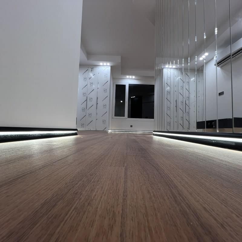 نمونه کار کفپوش ال وی تی آدو در منزل مسکونی