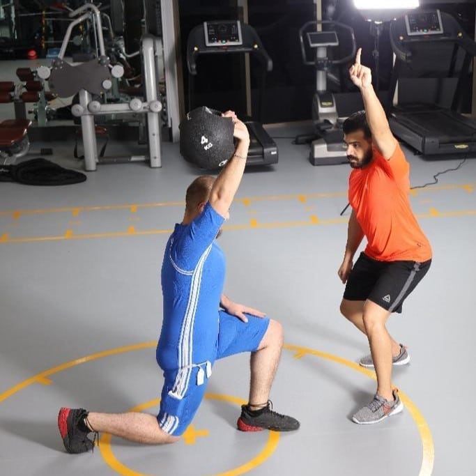 نمونه کار کفپوش پایافلور در باشگاه بدنسازی