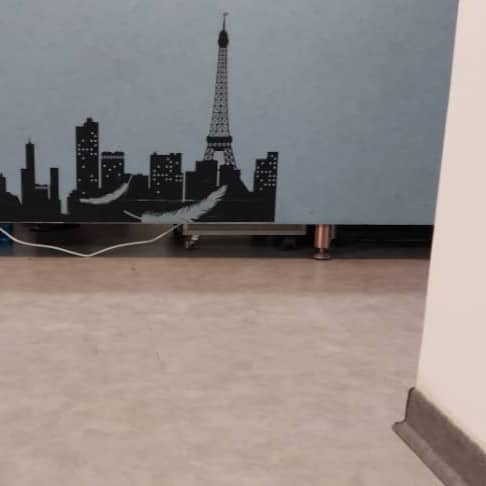 نمونه کار کفپوش هرمس در موسسه زبان