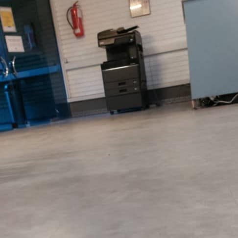 نمونه کار کفپوش هرمس در موسسه زبان