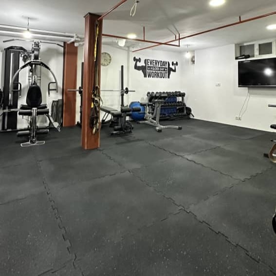 نمونه کار کفپوش گرانول پازلی در هوم جیم