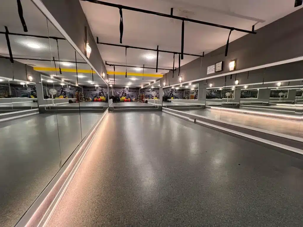 نمونه کار کفپوش نورای آلمان در باشگاه مهرآرا