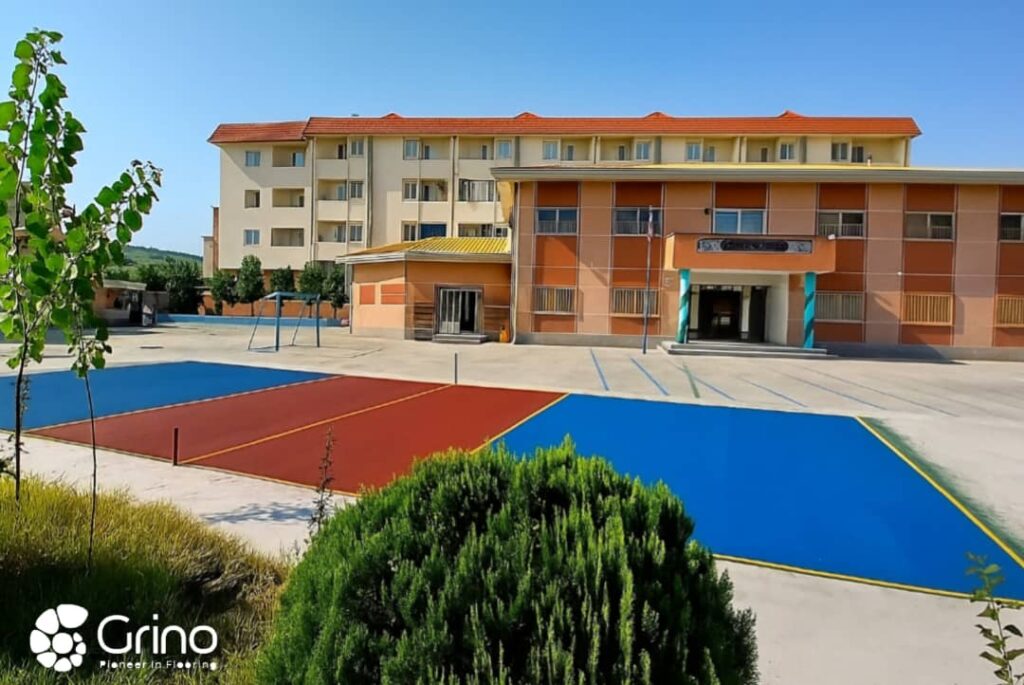 نمونه کار کفپوش گرانولی درجاریز در مدرسه دباغیان