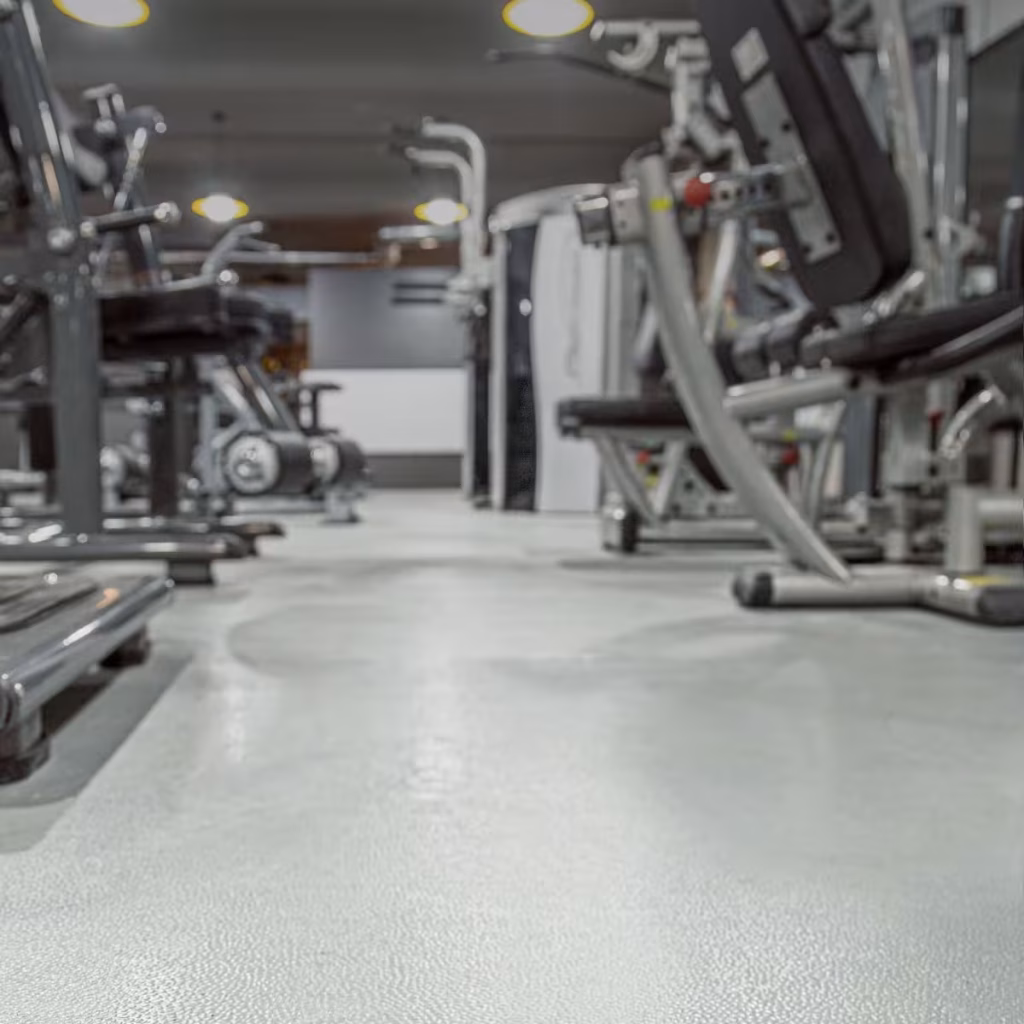 نمونه کار کفپوش پی وی سی ورزشی در باشگاه بدنسازی آنیل