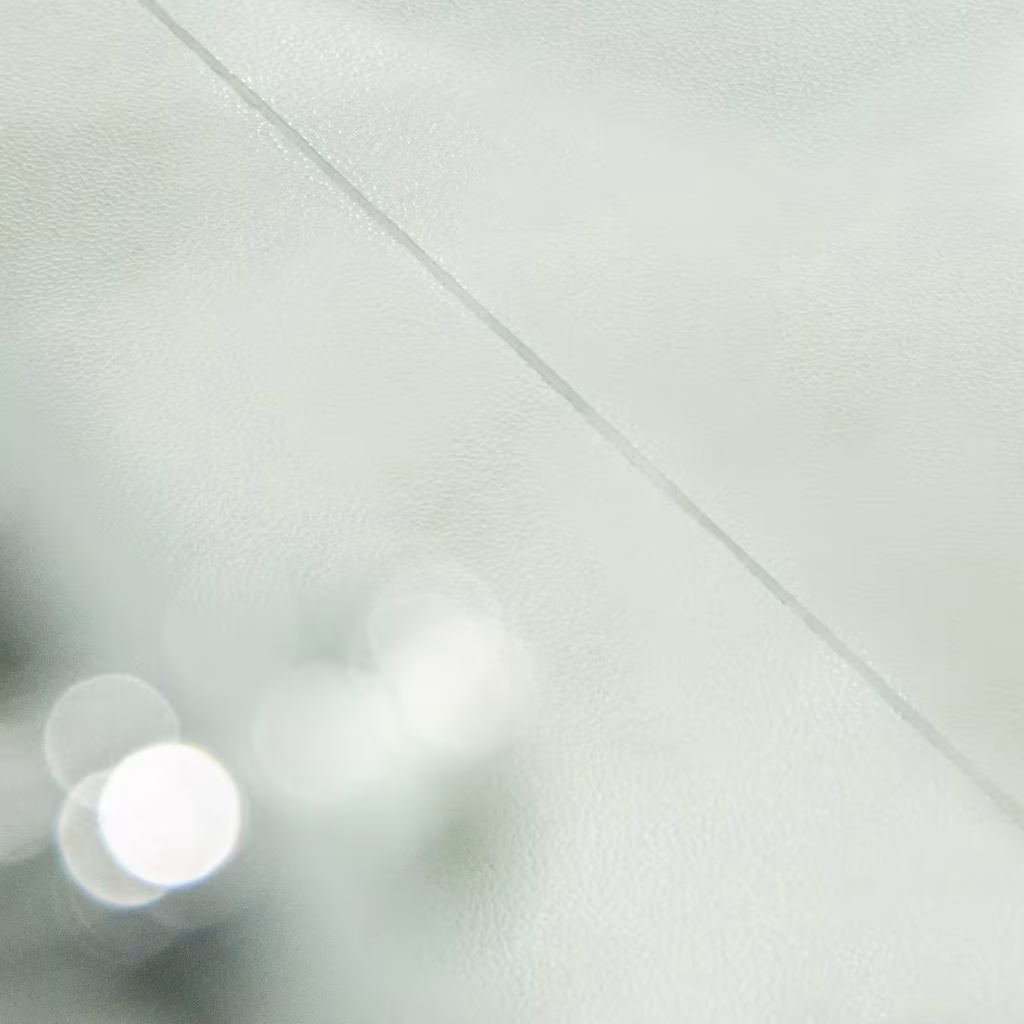 نمونه کار کفپوش پی وی سی ورزشی در باشگاه بدنسازی آنیل