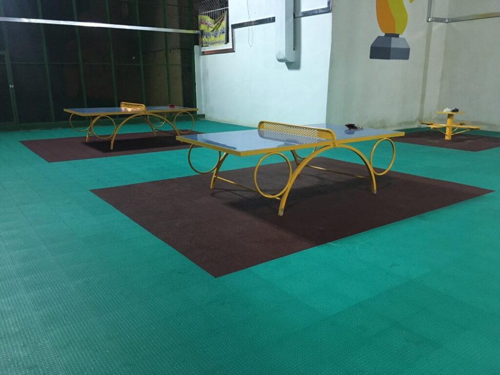 نمونه کار کفپوش تنیس اسکیت در مجموعه ورزشی