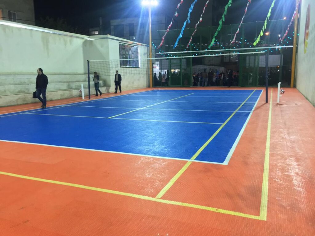 نمونه کار کفپوش تنیس و اسکیت در مجموعه ورزشی