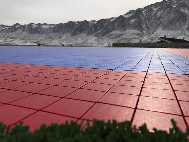 نمونه کار کفپوش تایل کورت در گلستان کوه