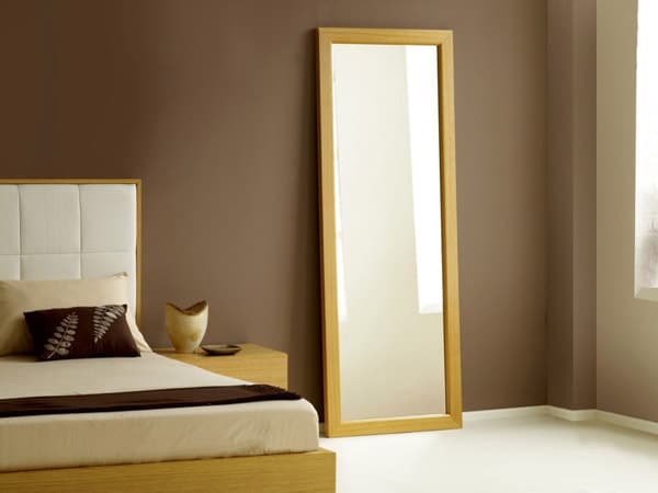استفاده از آینه در اتاق خواب